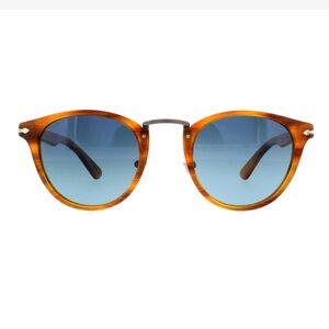 Persol PO3108S- Havana
Polarized Lenses
Narrow Fitting